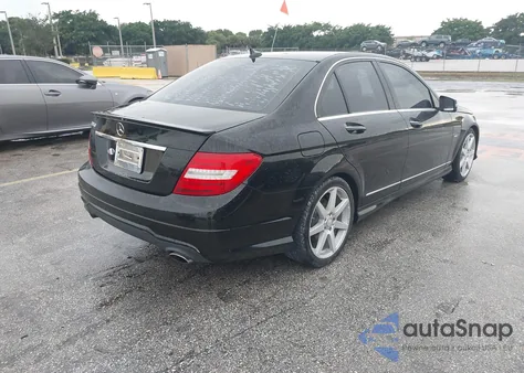 2012 Mercedes-Benz C 350 Sport из США, поврежденный, VIN WDDGF5HB4CR219789